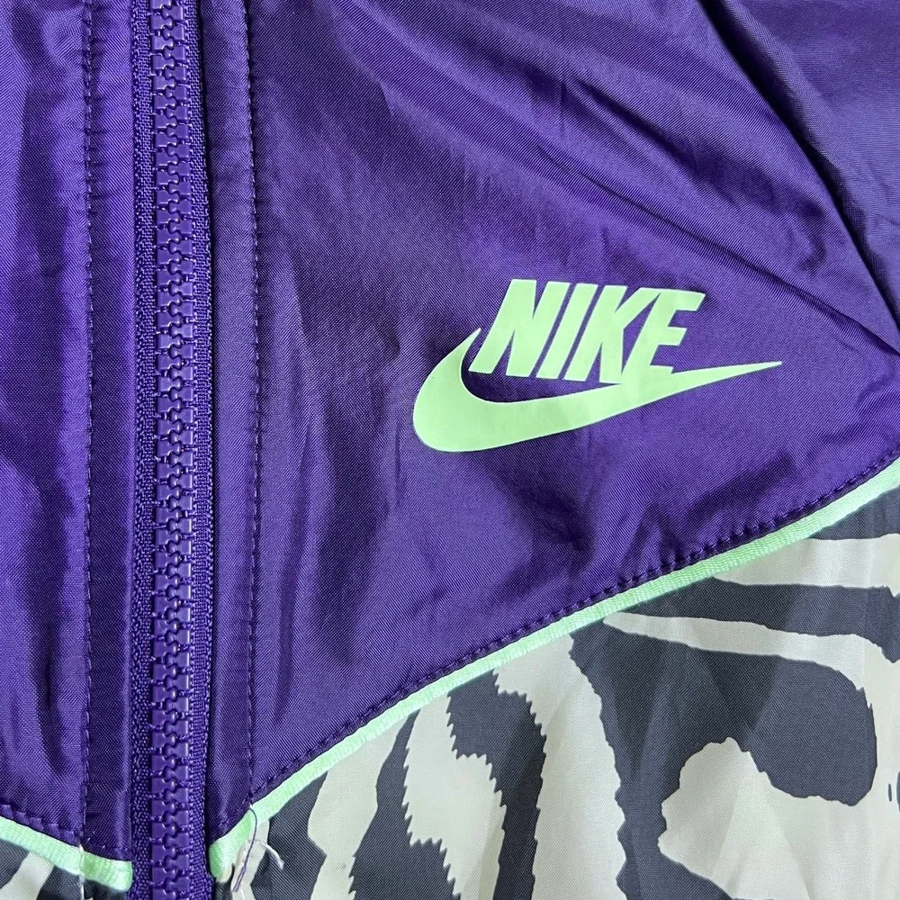 Nike Kids Small Purple Zebra Print Windrunner Hooded Jacket